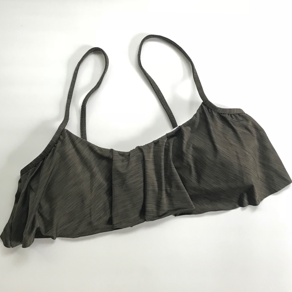 Roxy Flounce swim bikini top M
